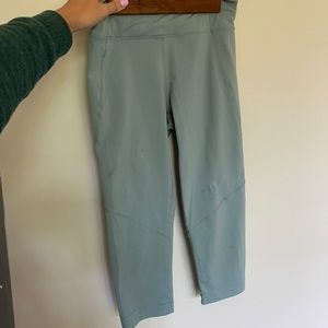 3/4 length Outdoor Voices Leggings